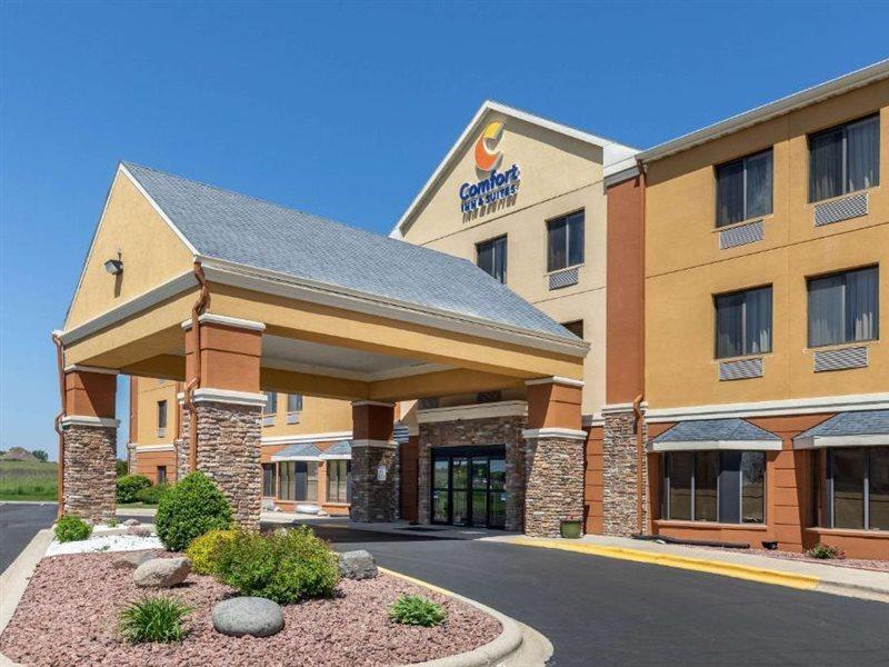 Comfort Inn & Suites Kenosha-Pleasant Prairie Esterno foto