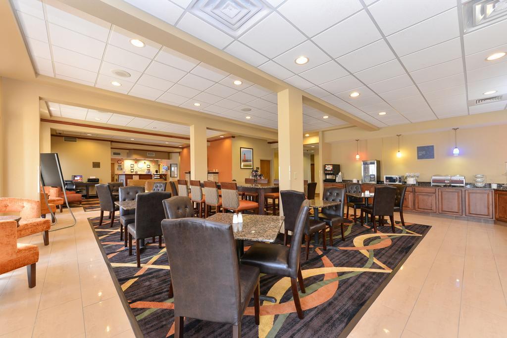 Comfort Inn & Suites Kenosha-Pleasant Prairie Esterno foto
